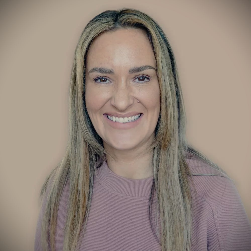 Lynsey Dennis SLT CAYP Psychology Speech and Language