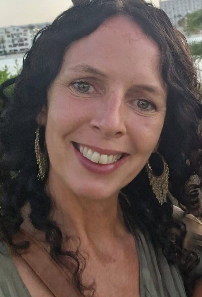 Caroline Browne CAYP Psychology Clinical Psychologist